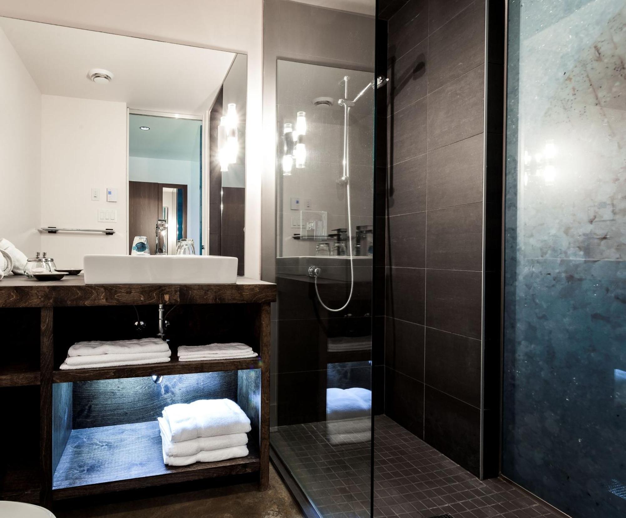 Auberge Sutton Brouerie 外观 照片